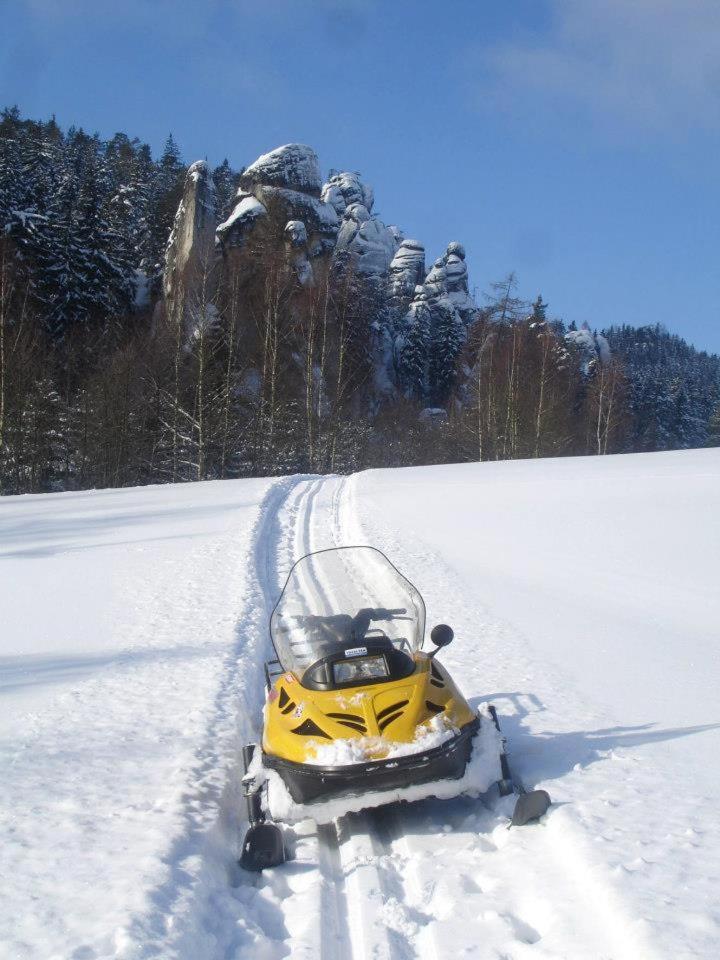 Penzion Ve Srubu Horni Radechova Hotel Luaran gambar